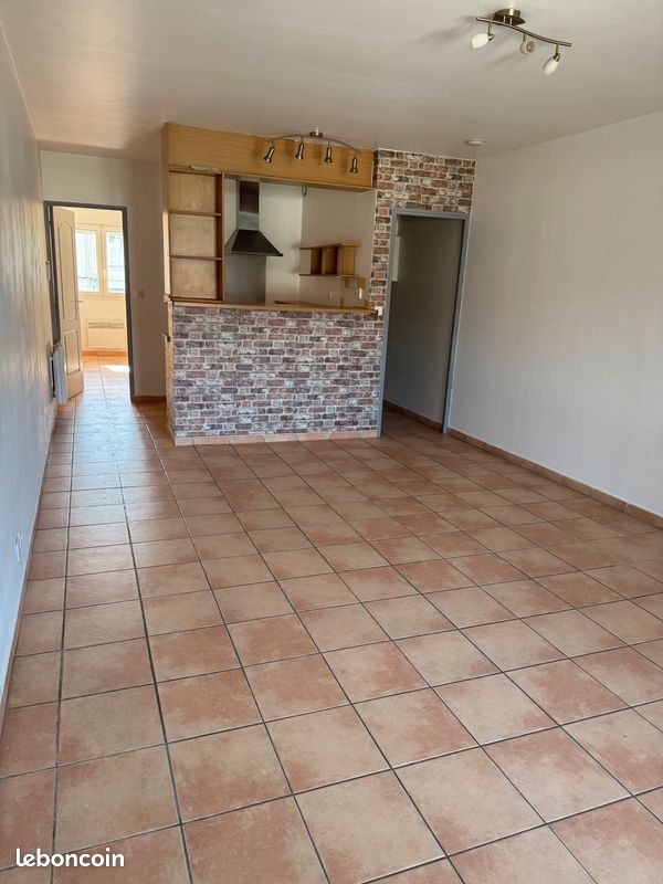 Appartement 2 pièces 48 m² · à Châteaurenard · 48 m² · 520 €/mois