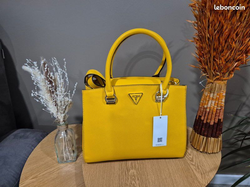 Bag Sac Guess Style Prada Sac A Main Guess Rose Fushia Outlet