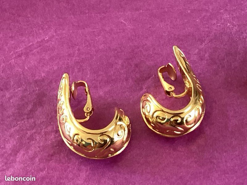 Boucles d'oreilles clip en laiton, modèle très typé 1940. - Bijoux Boucles d'oreilles clip en laiton, modèle très typé 1940. - Bijoux