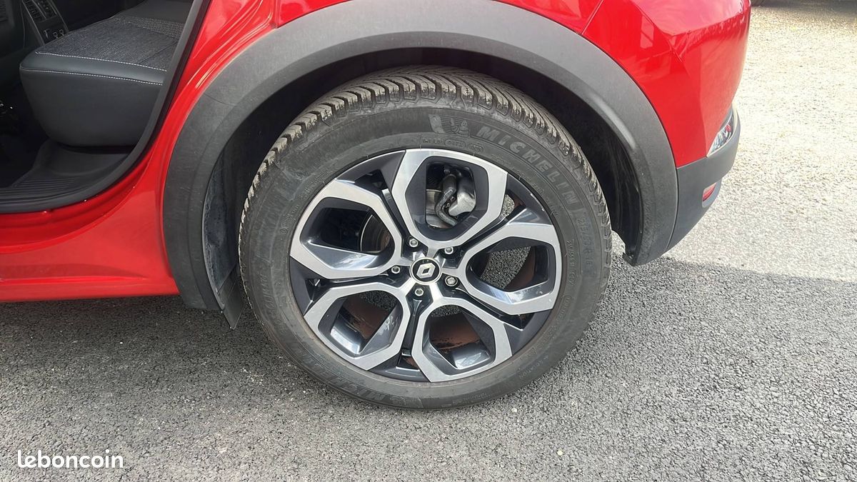 Renault captur e tech full hybrid 145 techno (image 10)