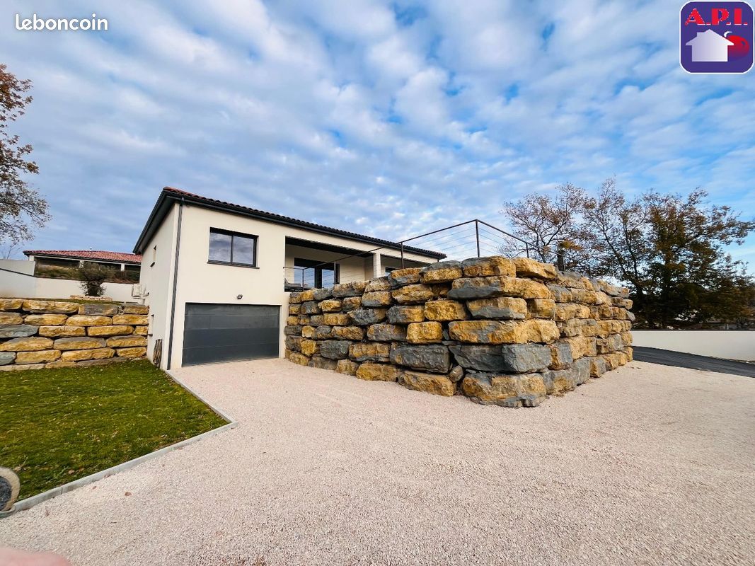 Maison 5 pièces 166 m² · à Pamiers · 166 m² · 369 000 €