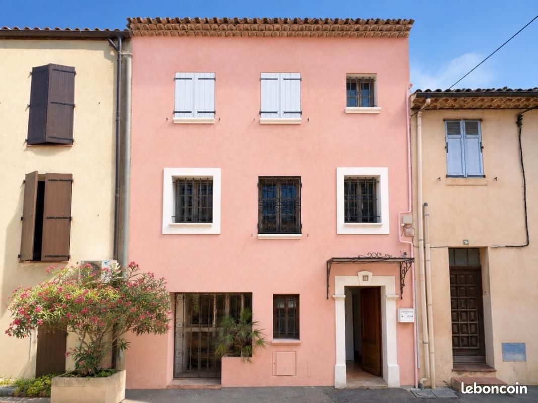 Maison 7 pièces 231 m² · à Cogolin · 231 m² · 739 000 €