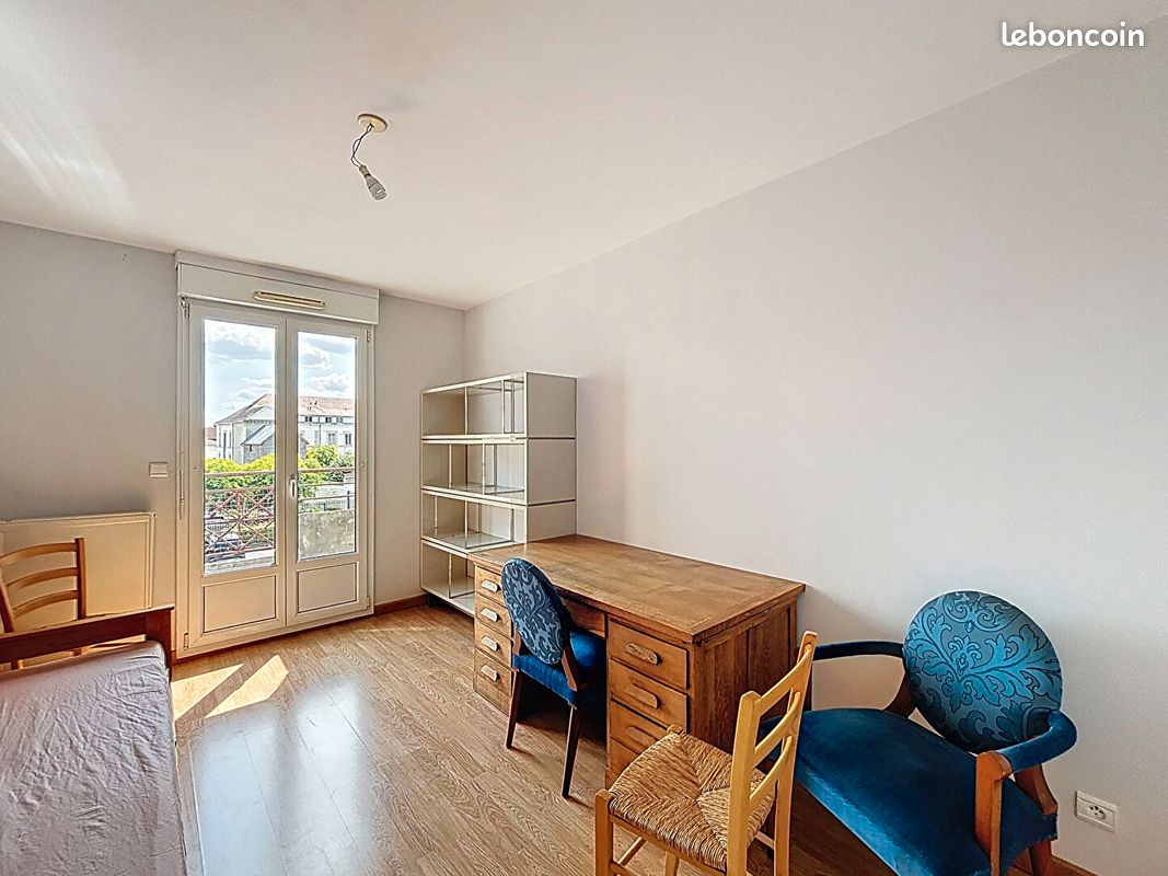 Appartement a louer chalons-en-champagne - 3 pièce(s) - 87 m2 - Surfyn