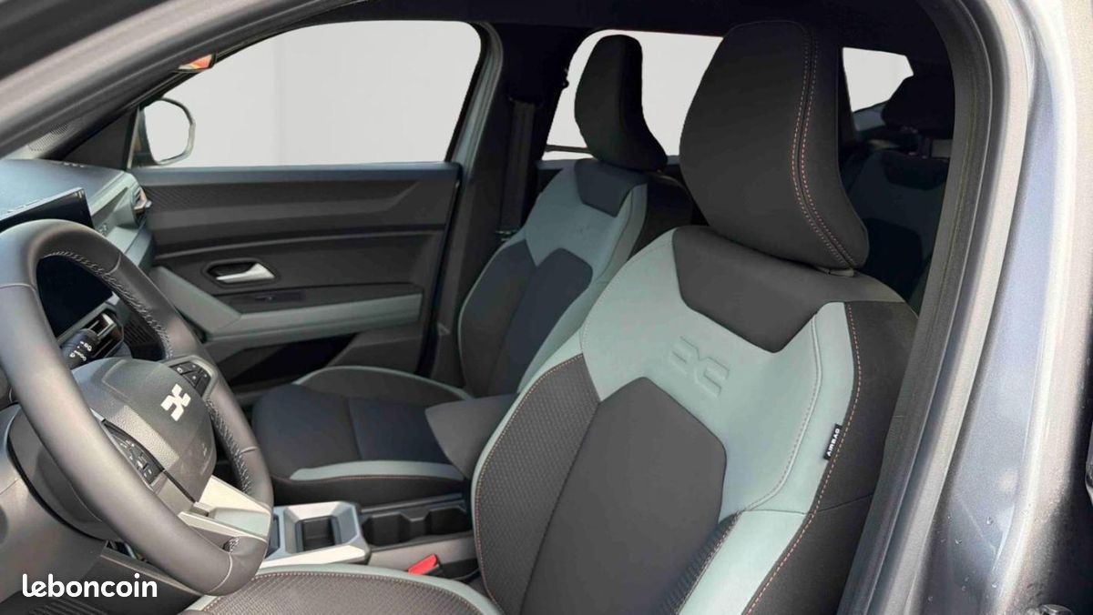 Dacia Duster extreme hybrid 140 (image 11)