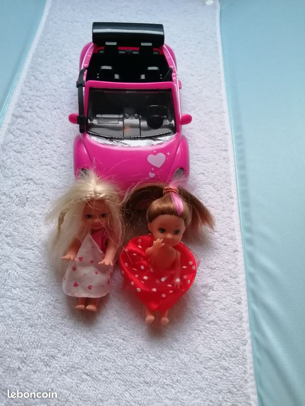 Voiture décapotable avec 2 mini poupées (image 2)