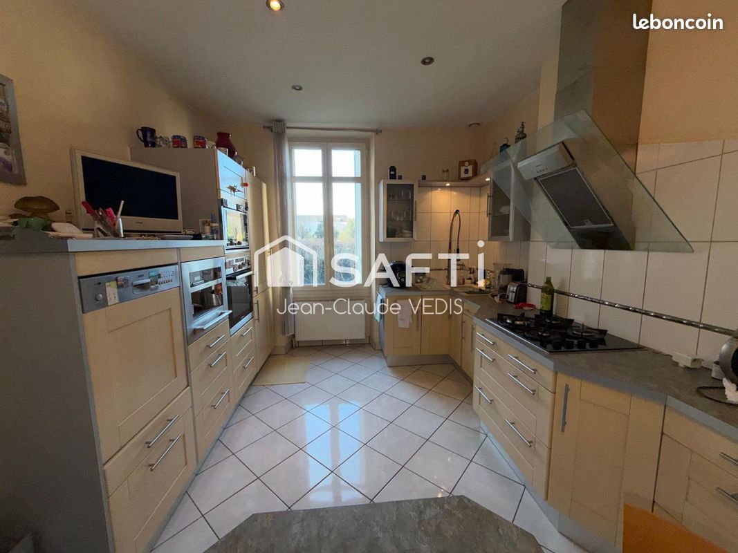 Propriété 10 pièces 280 m² (image 6)
