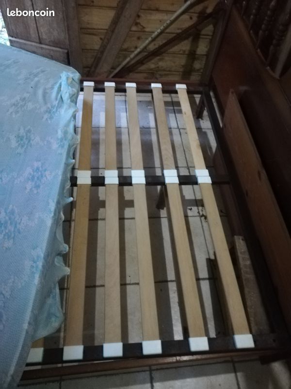 Lit, matelas, sommier en latte (image 2)