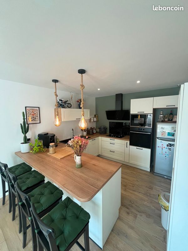 Maison 2 pièces 57 m² · à Rochefort · 57 m² · 210 000 €