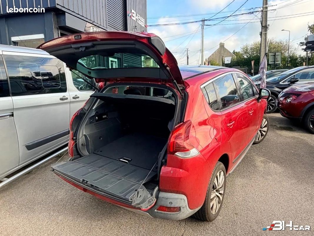 Peugeot 3008 1.6 BLUEHDI 120 ALLURE EAT (image 9)
