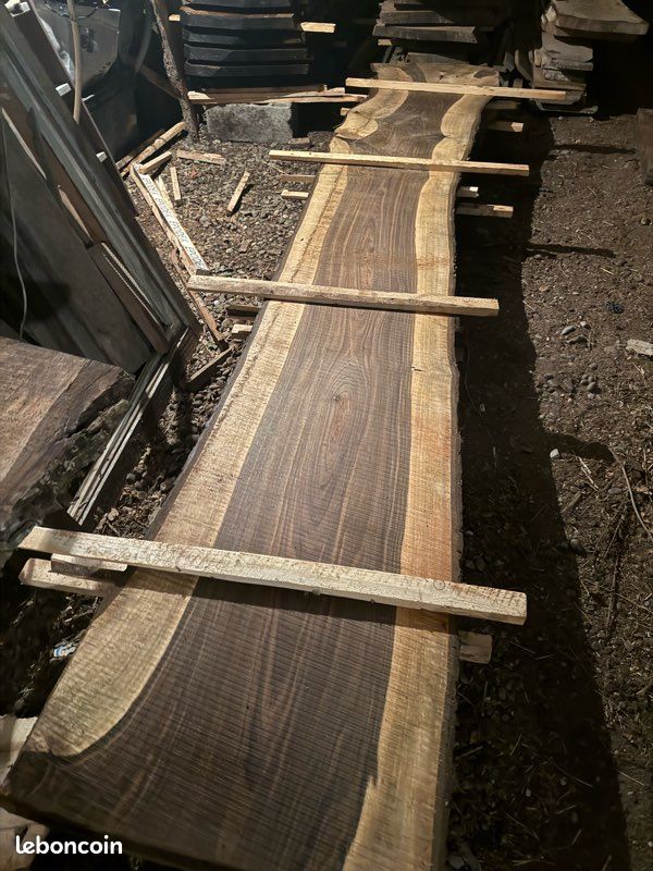 Planche De Noyer Noir – Bois Artisanal Sec – 27 3/4" X 8 3/8" X 1 11/16" – Burl