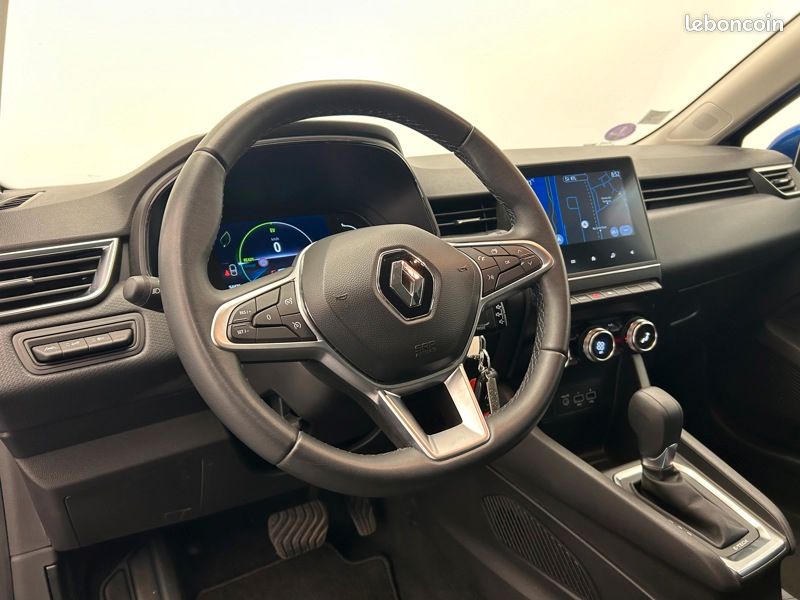 Renault Clio V Business Edition 1.6 140 ch EDC (image 18)