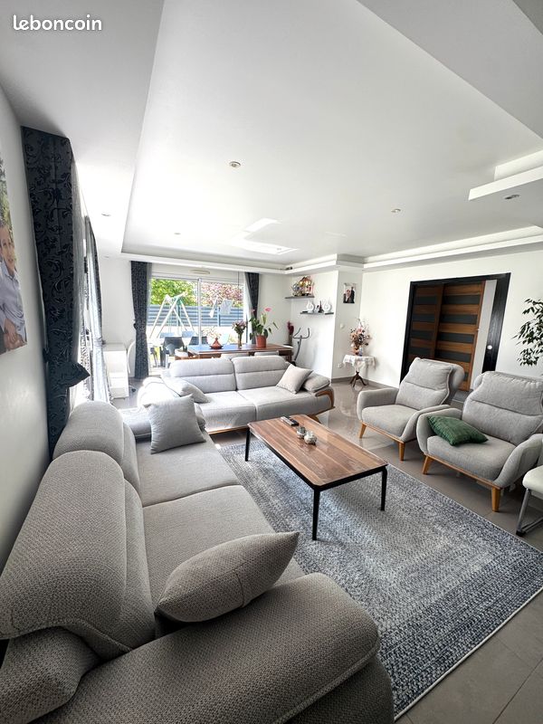 Maison 5 pièces 130 m² · à Clisson · 130 m² · 395 000 €