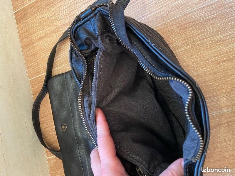 SAC A MAIN NOIR ANCIEN VINTAGE EN CUIR verni transformable bandoulière neuf EUR 25,00 - FR
