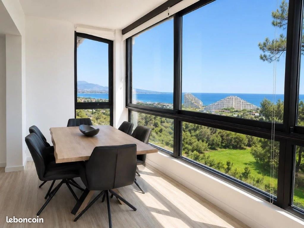 Appartement 5 pièces 113 m² · à Villeneuve-Loubet · 113 m² · 950 000 €