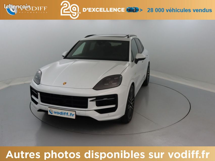 Porsche Cayenne E-HYBRID 470 CV (image 25)