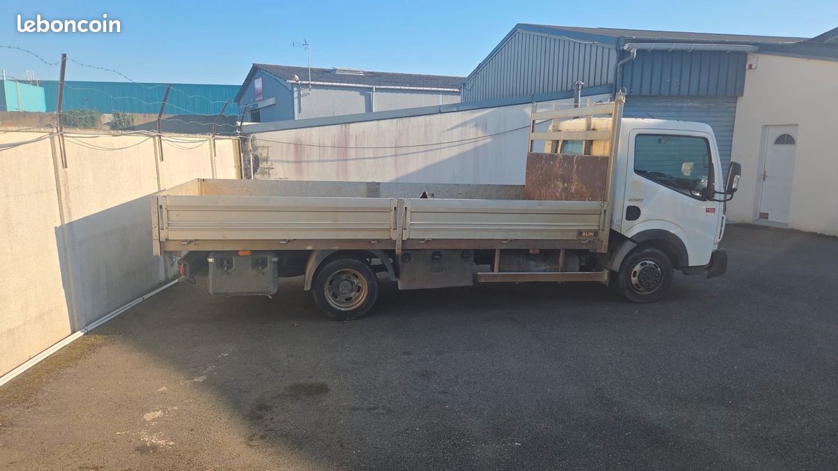 Renault maxity 2.5 dci 145 cv (image 3)