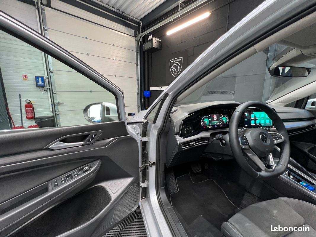 Volkswagen Golf 8 1.5 eTSi STYLE DSG7-150 cv-TOIT OUVRANT-VIRTUAL COCKPIT-CARPLAY-CAMERA DE RECUL (image 12)