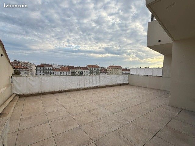 Appartement 4 pièces 110 m² · à Cannes · 110 m² · 1 450 €/mois