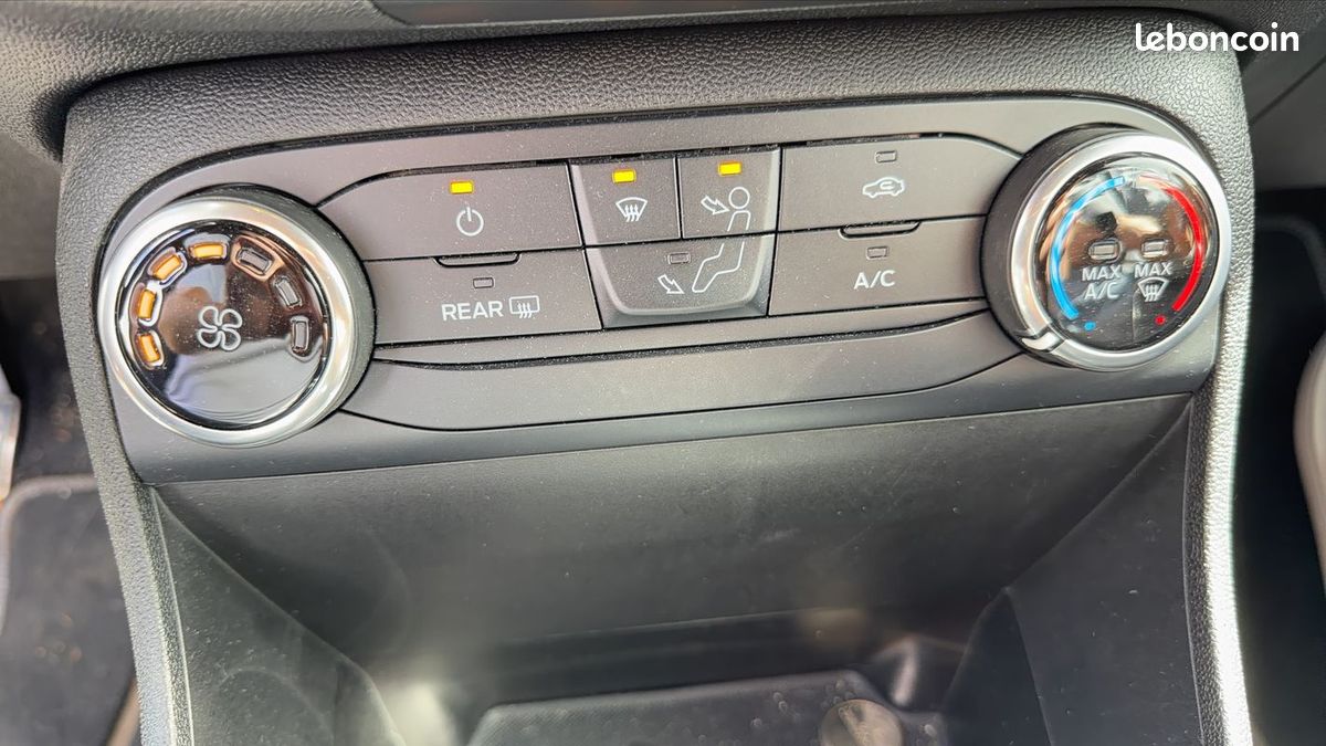 Ford Fiesta 1.5 Ecoboost 200 ST (image 26)