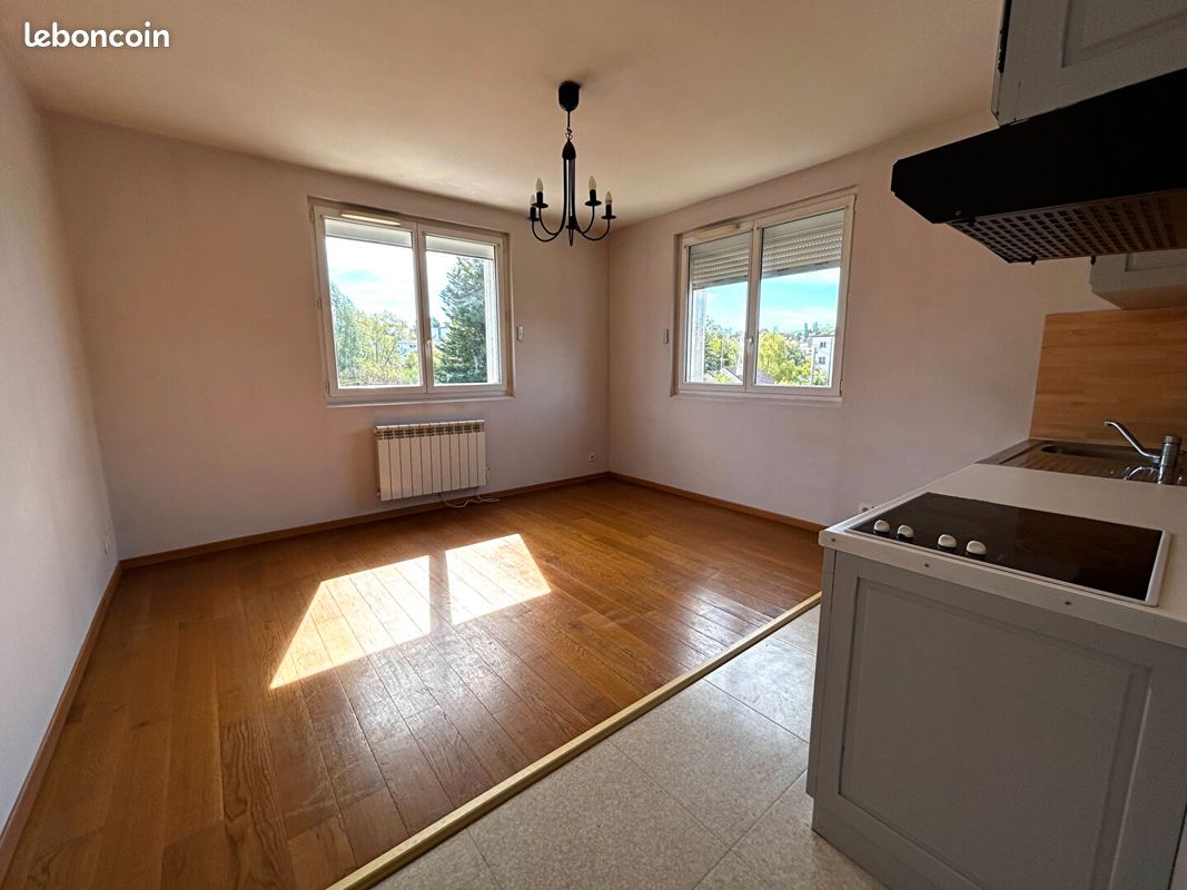 Appartement 2 pièces 28 m² · à Palaiseau · 28 m² · 820 €/mois