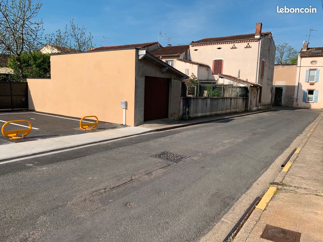Parking privatif a louer (image 2)