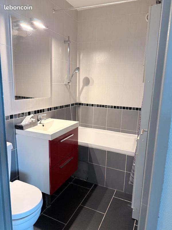 Appartement 1 pièce 43 m² · à Mons-en-Barœul · 43 m² · 700 €/mois