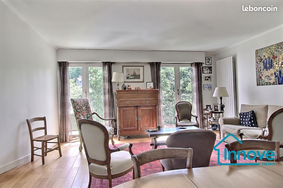 Appartement 5 pièces 126 m² · à Versailles · 126 m² · 840 000 €