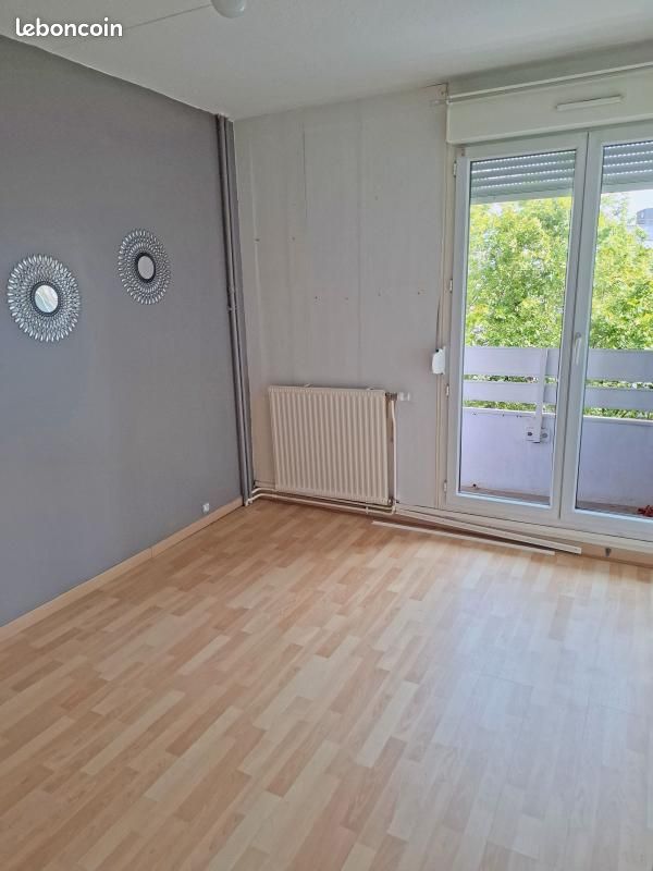 Appartement 5 pièces 84 m² · à Échirolles · 84 m² · 875 €/mois