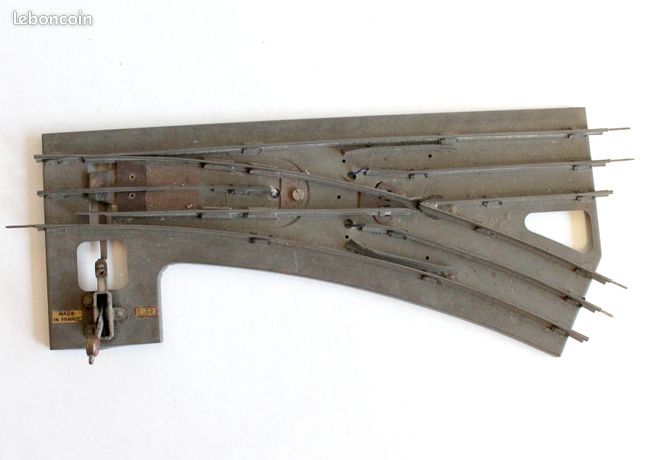 Ensemble de rails droits et courbes divers, bois et métal (usures