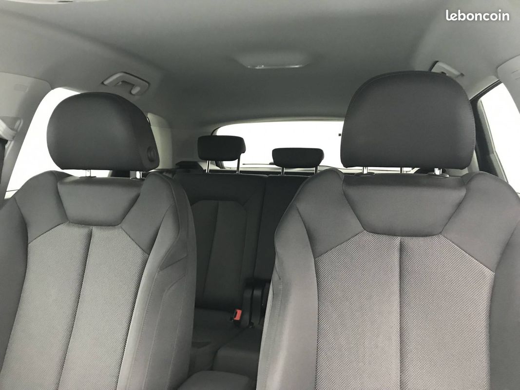 AUDI Q3 45 TFSIe 245 ch S tronic 6 Design (image 23)