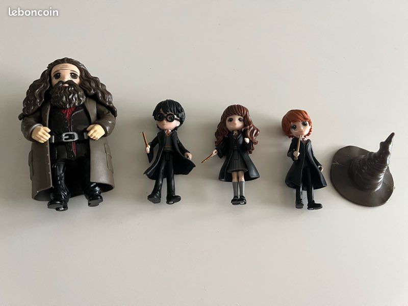 Lot De 4 Figurines Anciennes Harry Potter - Statuettes Vintage En Plastique - Collection
