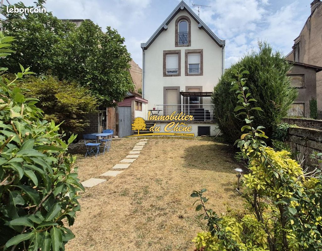 Maison 6 pièces 161 m² · à Luxeuil-les-Bains · 161 m² · 158 000 €