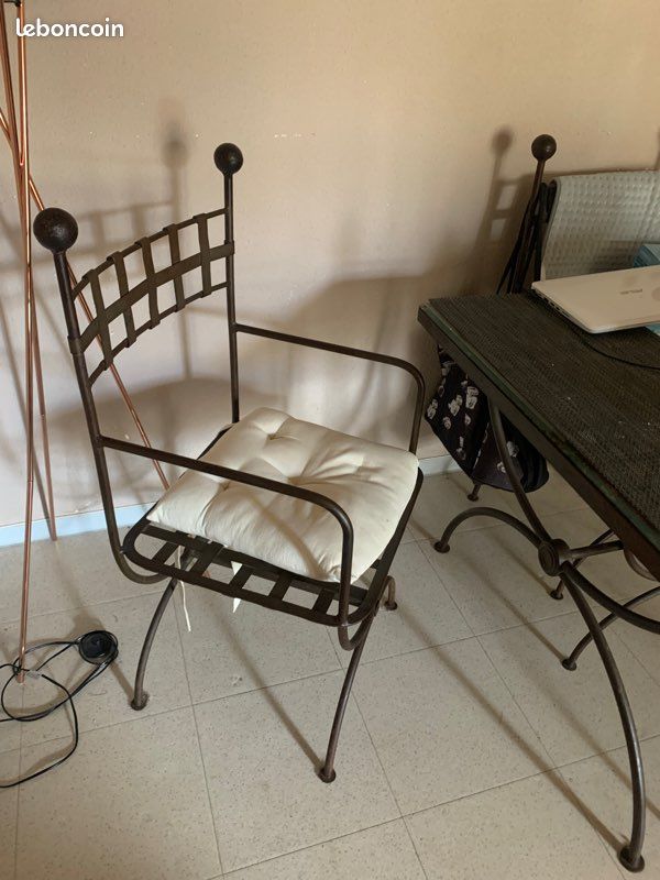 Table fer forgé (image 3)