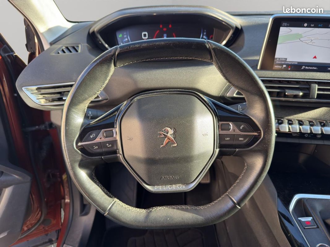 PEUGEOT 3008 1.2i PureTech 12V S&S - 130 II 2016 Allure PHASE 1 *DISTRIBUTION FAITE (image 10)