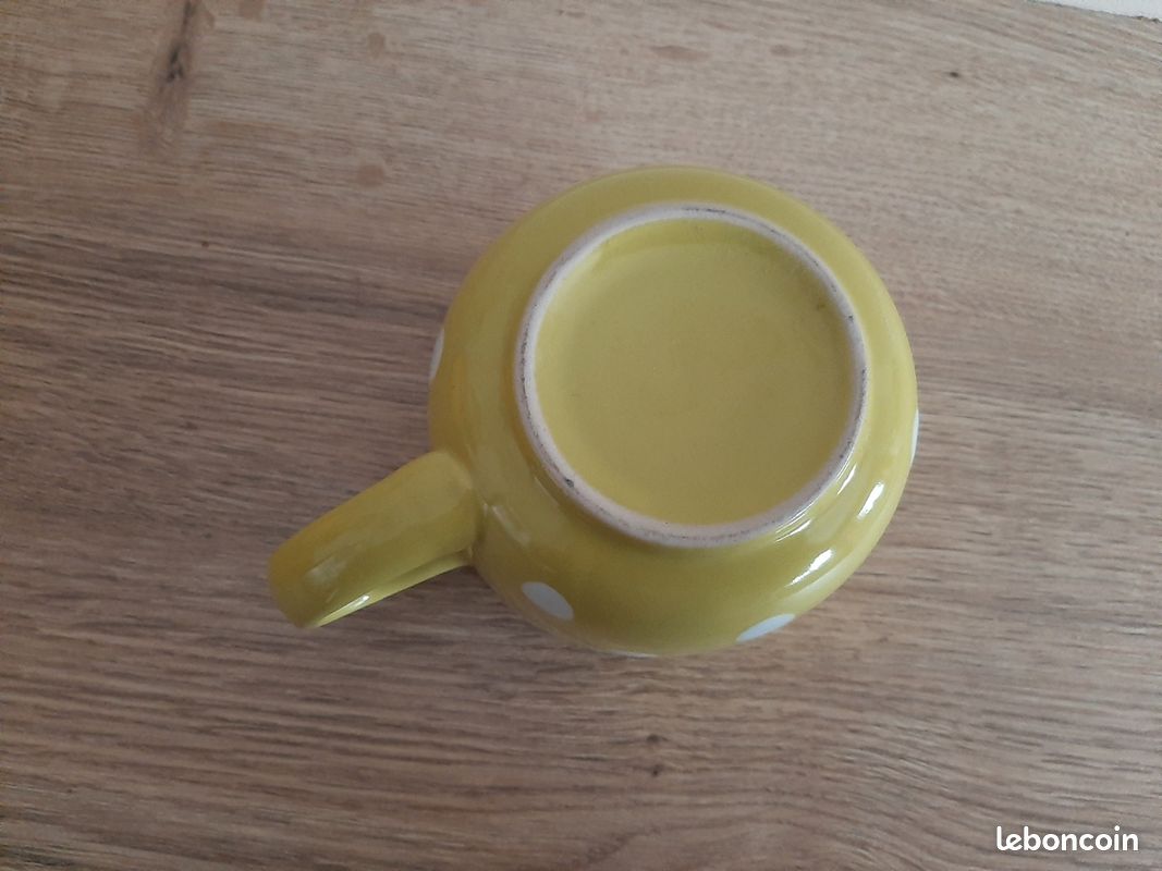 Grande tasse verte à pois blanc avec anse (image 3)