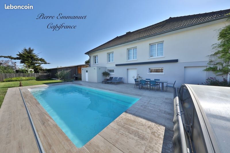 Maison 10 pièces 260 m² · à Saint-Ambreuil · 260 m² · 439 000 €