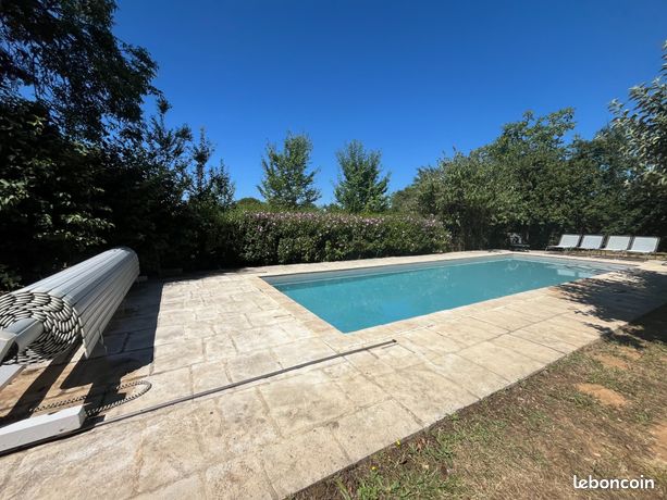 Maison 10 pièces 248 m²