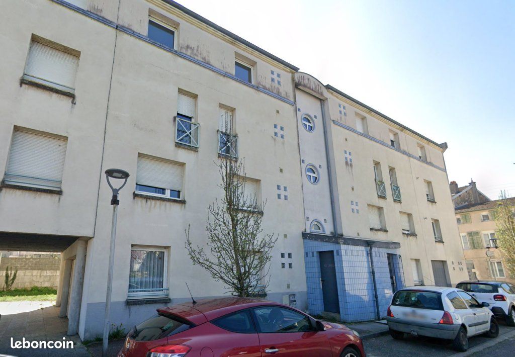 Appartement 5 pièces 104 m² · à Commercy · 104 m² · 690 €/mois