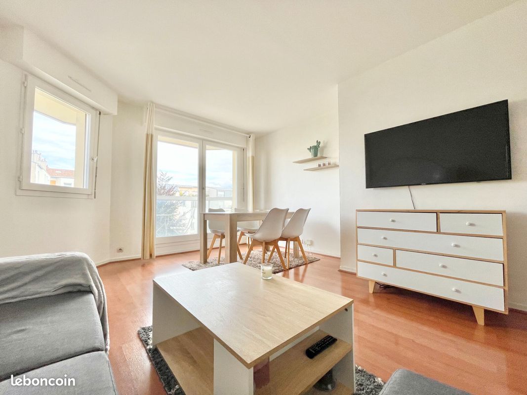 Appartement 2 pièces 51 m² · à Montrouge · 51 m² · 1 590 €/mois