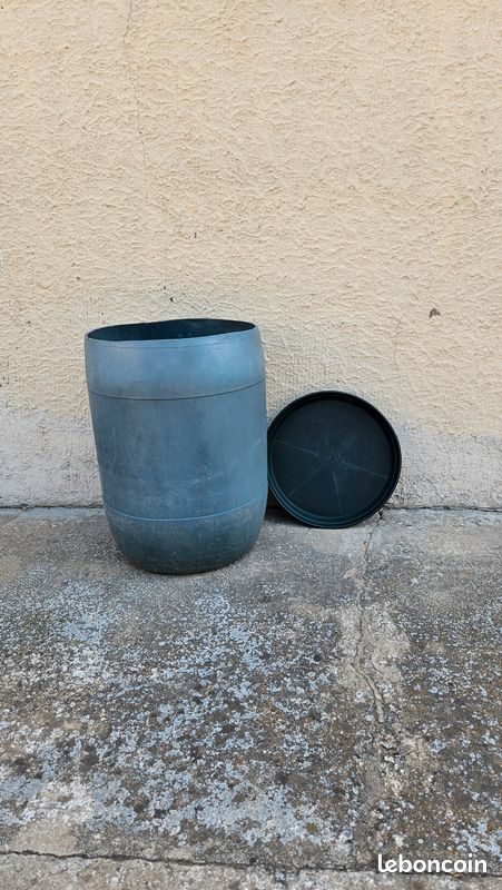 TONNEAU vert Grande Contenance avec COUVERCLE 35 litres (image 2)