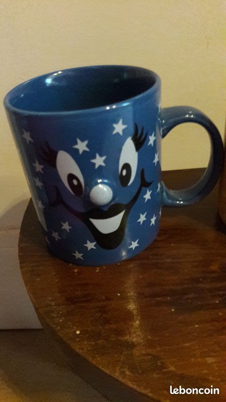 Mug Jaune ou Bleu étoilé Neuf (image 2)