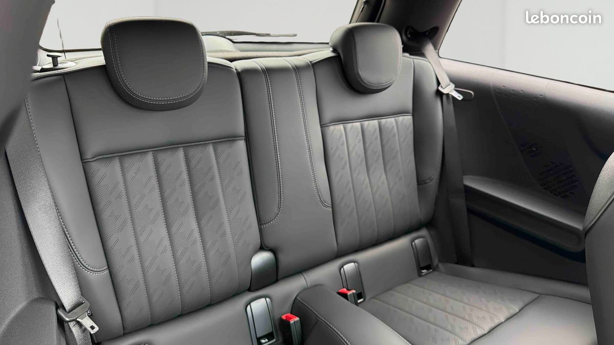 MINI Cooper 204 ch DKG7 S JCW (image 26)