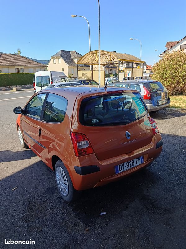 Renault twingo ii phase 1 (image 2)