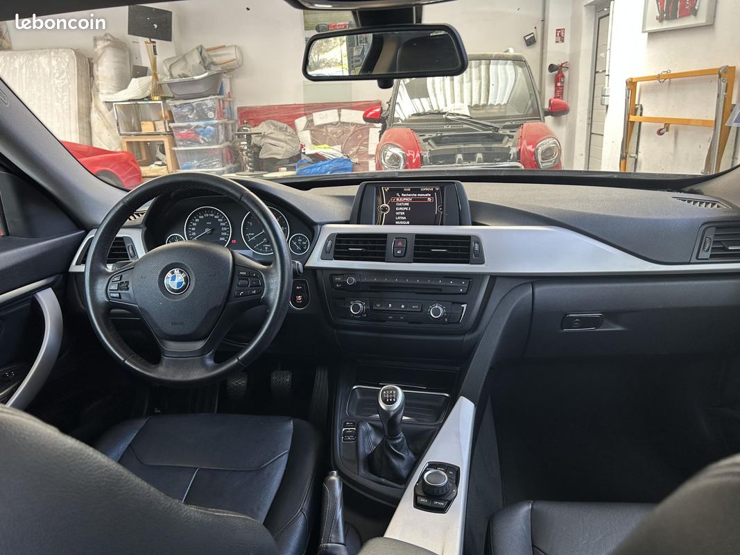 BMW SERIE 3 318d Luxury GRAN TURISMO F34 318d (image 8)