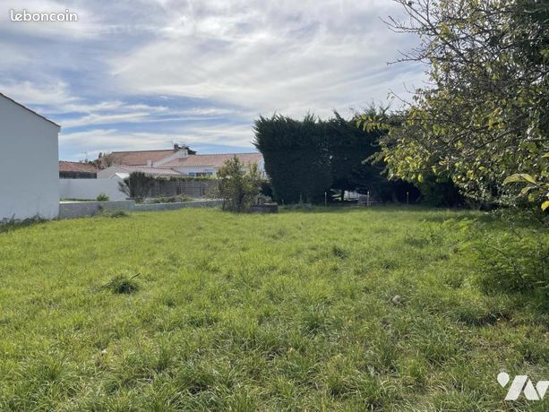 Terrain 570 m² BARBATRE