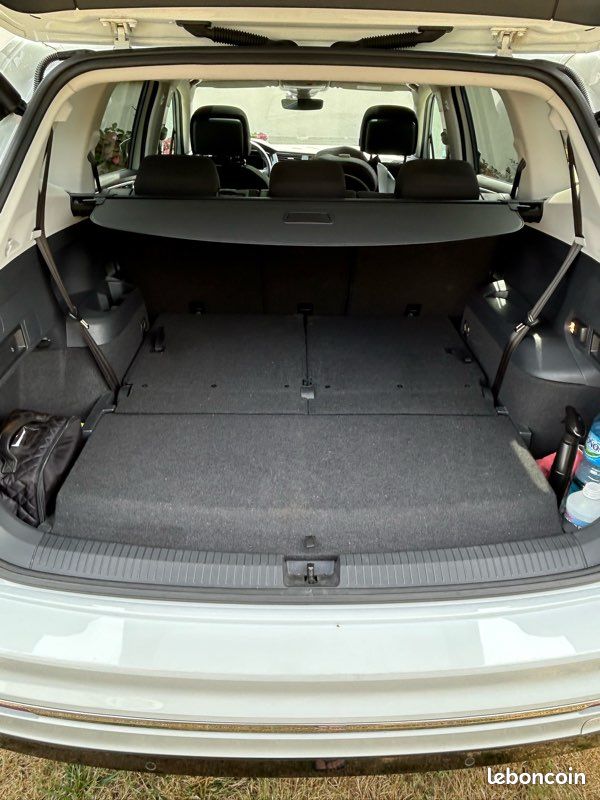 Volkswagen Tiguan allspace R-line 7 places (image 3)