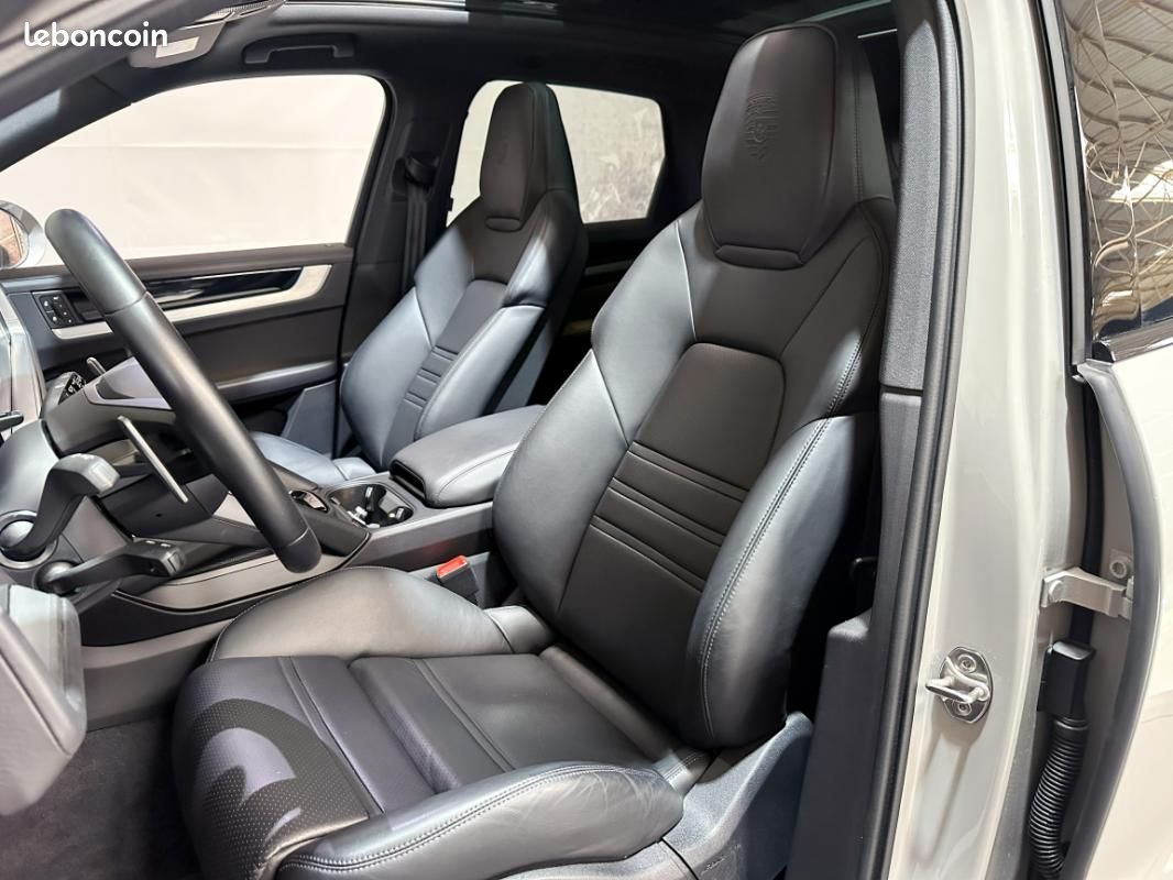 Porsche Cayenne E-Hybrid V6 3.0 470ch Tiptronic 8 (image 4)