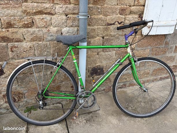 Randonneuse Motobecane à identifier Randonneuse Motobecane à identifier