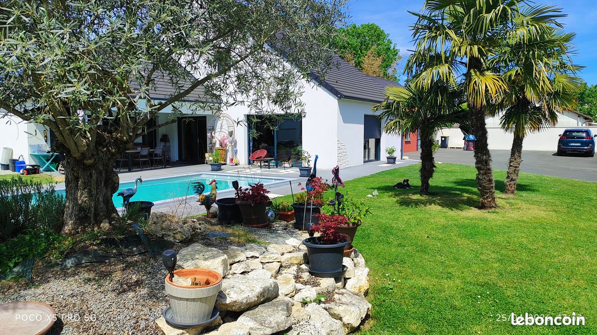 Maison 6 pièces 250 m² · à Méreau · 250 m² · 399 000 €