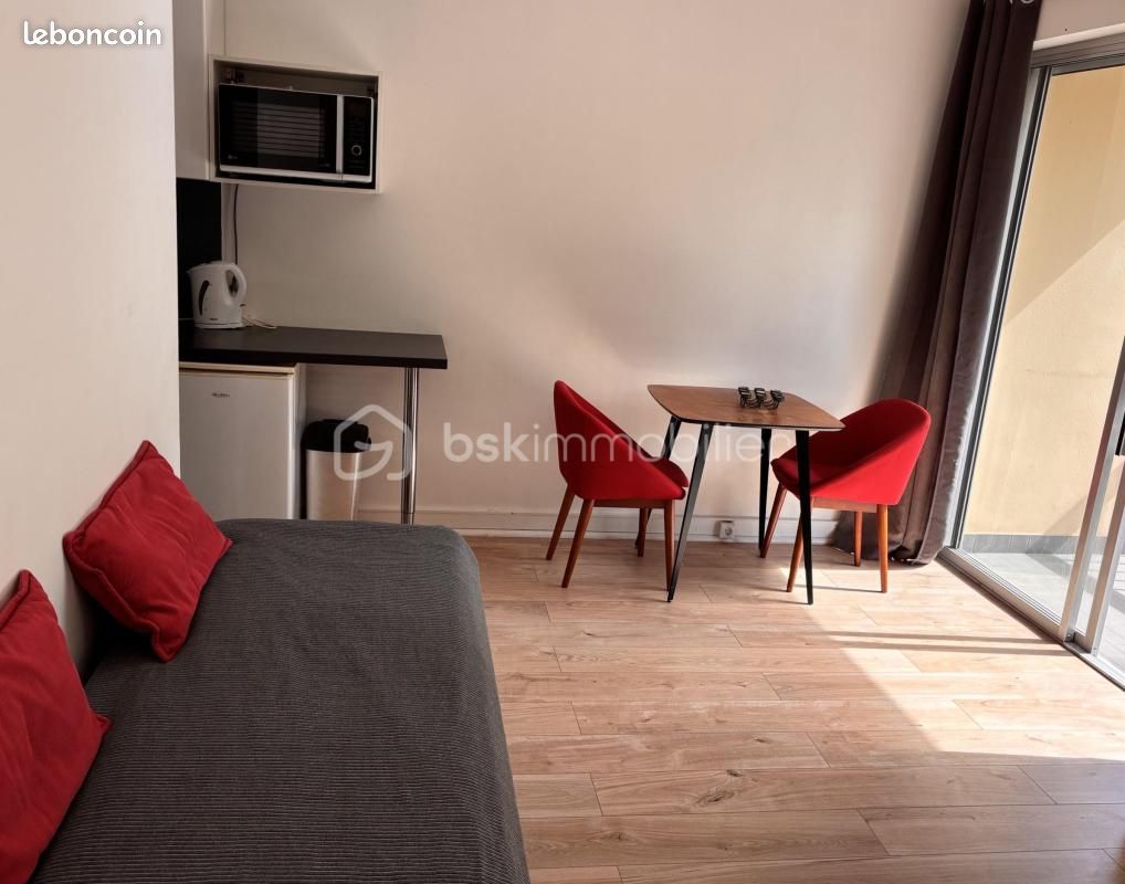 Appartement 1 pièce 23 m² · à Le Pecq · 23 m² · 780 €